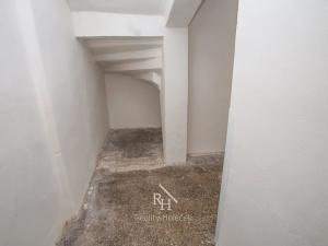 Pronájem obchodního prostoru, Kladno, T. G. Masaryka, 31 m2