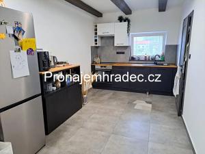 Pronájem bytu 2+kk, Hradec Králové, Všehrdova, 45 m2