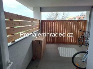 Pronájem bytu 2+kk, Hradec Králové, Všehrdova, 45 m2