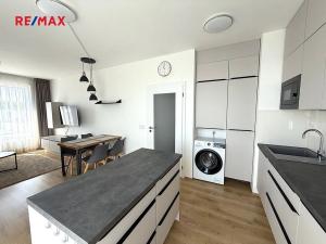 Pronájem bytu 2+kk, Praha - Ďáblice, Oldřichovská, 59 m2