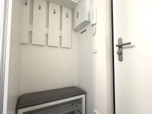 Pronájem bytu 2+kk, Praha - Ďáblice, Oldřichovská, 59 m2