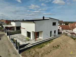 Prodej rodinného domu, Rybníček, 192 m2