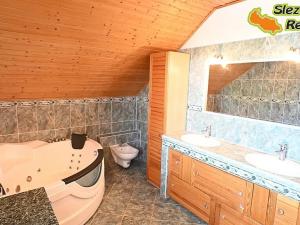 Prodej rodinného domu, Zbyslavice, Javorová, 180 m2