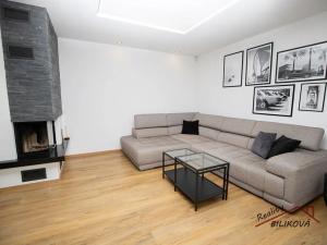 Prodej rodinného domu, Lázně Toušeň, Hlavní, 214 m2