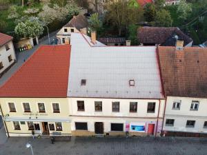 Prodej činžovního domu, Mladá Vožice, Husovo náměstí, 264 m2