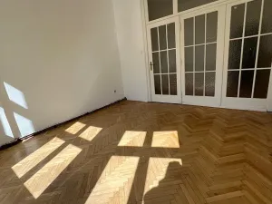 Prodej bytu 4+kk, Karlovy Vary, Poděbradská, 103 m2