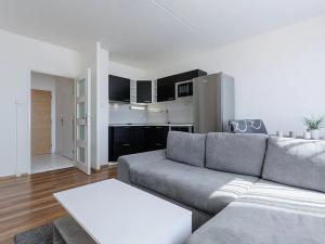 Pronájem bytu 2+kk, Praha - Černý Most, Bryksova, 42 m2