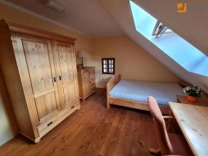 Prodej rodinného domu, Úboč, 350 m2
