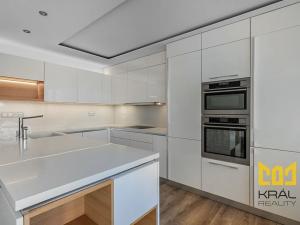 Pronájem bytu 5+kk, Praha, Proutěná, 98 m2