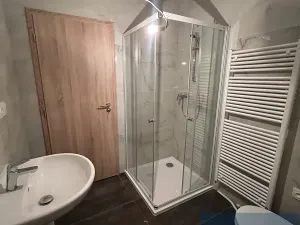 Prodej bytu 1+kk, Lomnice, Dlouhá, 30 m2