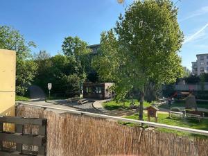 Pronájem bytu 2+kk, Praha - Vysočany, Pod Harfou, 57 m2