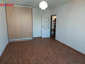 Pronájem bytu 1+1, Praha - Modřany, Na Cikorce, 33 m2