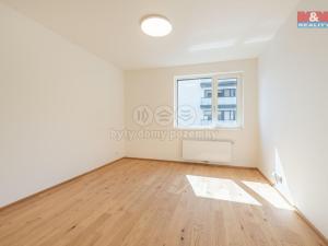 Pronájem bytu 3+kk, Praha, Podbělohorská, 85 m2
