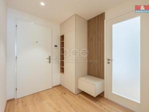 Pronájem bytu 3+kk, Praha, Podbělohorská, 85 m2