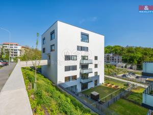 Pronájem bytu 3+kk, Praha, Podbělohorská, 85 m2