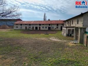Prodej rodinného domu, Chrášťany, 473 m2