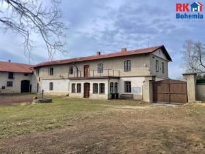 Prodej rodinného domu, Chrášťany, 473 m2
