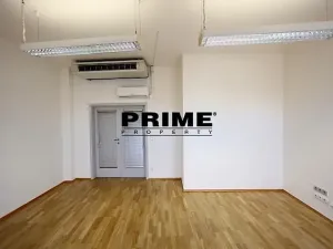 Pronájem kanceláře, Praha - Smíchov, Štefánikova, 129 m2