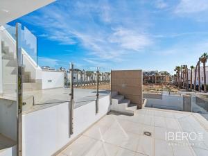Prodej rodinného domu, Guardamar del Segura, Španělsko, 104 m2