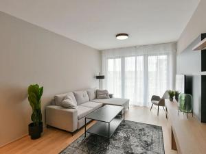 Pronájem bytu 2+kk, Praha - Žižkov, Malešická, 54 m2