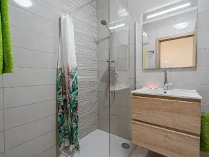 Prodej bytu 2+kk, Adeje, Španělsko, 57 m2