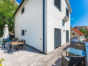 Pronájem bytu 5+kk, Praha - Záběhlice, Nad Chaloupkami, 136 m2