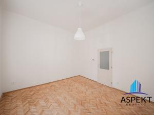 Pronájem bytu 2+1, Praha - Žižkov, Vlkova, 62 m2