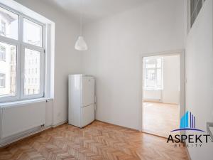 Pronájem bytu 2+1, Praha - Žižkov, Vlkova, 62 m2