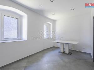 Prodej rodinného domu, Vrutice - Svařenice, 640 m2