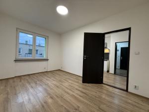 Prodej bytu 3+1, Žatec, Osvoboditelů, 66 m2