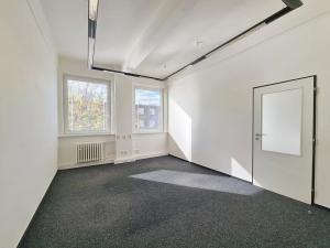 Pronájem obchodního prostoru, Plzeň, Rychtaříkova, 117 m2