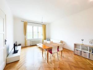 Pronájem bytu 3+kk, Praha - Vršovice, Moskevská, 100 m2