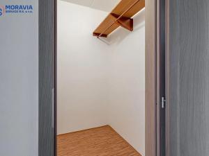 Pronájem bytu 2+1, Olomouc, Nešporova, 53 m2