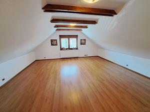 Prodej rodinného domu, Moravany, Švédské kříže, 268 m2