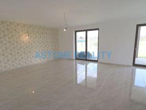 Prodej rodinného domu, Trnová, 370 m2