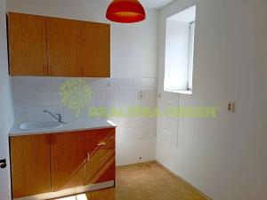 Pronájem bytu 1+1, Tábor, Šafaříkova, 42 m2