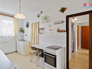 Prodej bytu 4+1, Komárov, Nad Oborou, 92 m2