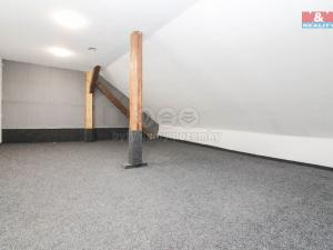 Pronájem garáže, Česká Lípa, Pod Špičákem, 98 m2