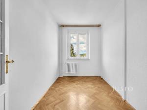 Prodej bytu 3+1, Mariánské Lázně, Mánesova, 61 m2