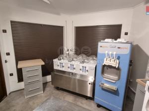 Pronájem obchodního prostoru, Český Těšín, Nádražní, 18 m2
