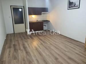 Pronájem bytu 1+kk, Ostrava, Hornopolní, 27 m2