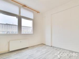 Pronájem bytu 2+kk, Zruč nad Sázavou, náměstí Míru, 36 m2