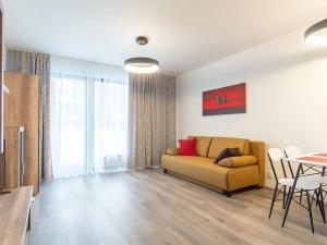 Pronájem bytu 2+kk, Praha - Karlín, Nekvasilova, 58 m2