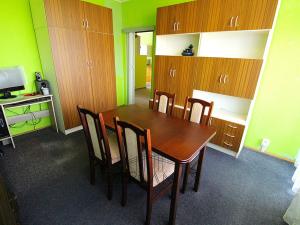 Prodej bytu 3+1, Klášterec nad Ohří, Školní, 63 m2