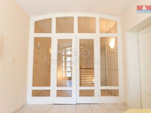 Prodej atypického bytu, Orlová - Město, Fr. Palackého, 130 m2
