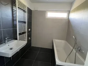 Prodej bytu 2+kk, Znojmo, Višňová, 77 m2