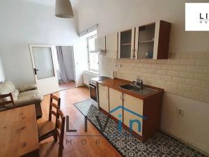 Pronájem bytu 3+1, Olomouc, Javoříčská, 93 m2