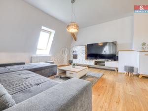Pronájem bytu 3+1, Plzeň - Jižní Předměstí, Erbenova, 140 m2