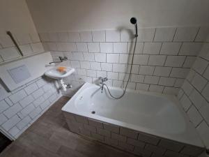 Pronájem bytu 2+kk, Ústí nad Labem, Májová, 42 m2