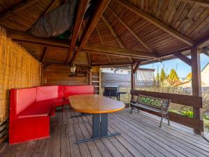 Prodej ubytování, Žacléř, Sadová, 151 m2